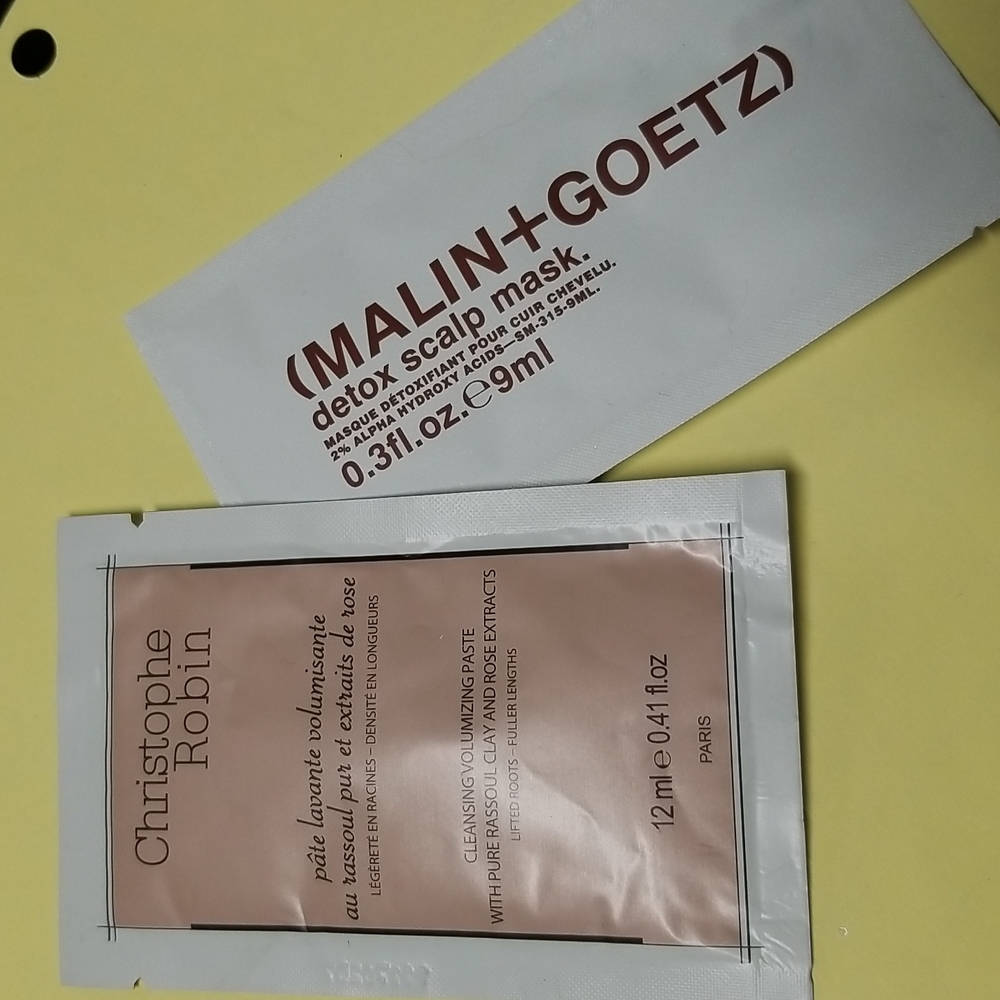 4/25 bundle item. Volumizing Paste & Scalp Mask 2 Packets